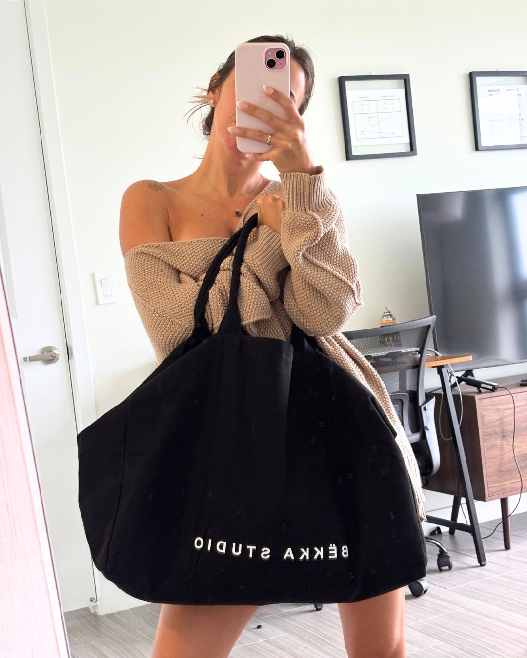 Noir Tote