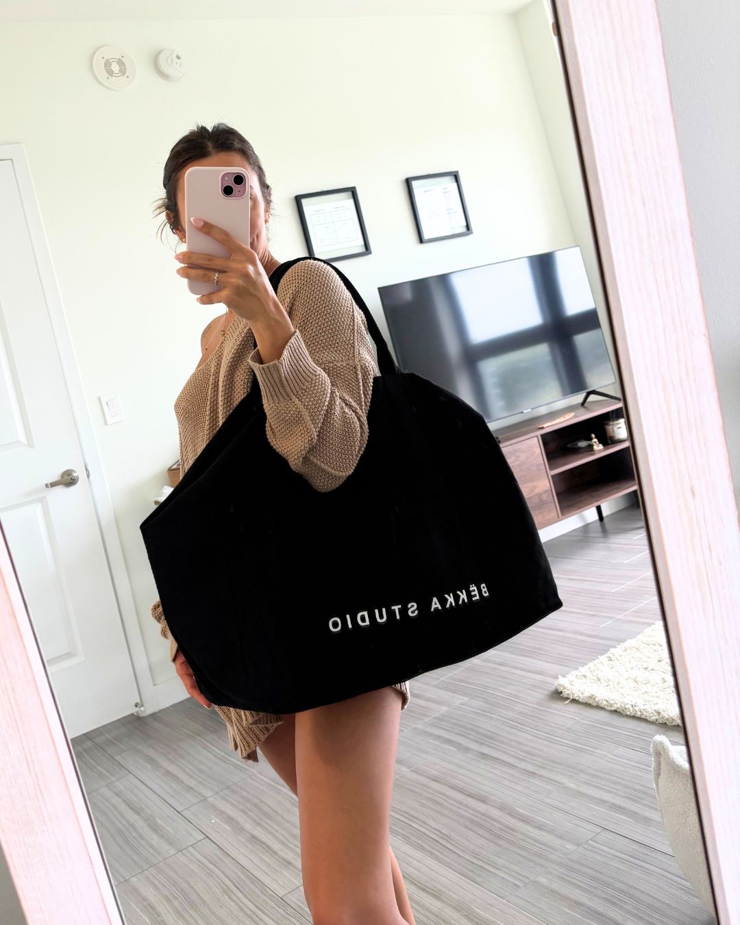 Noir Tote