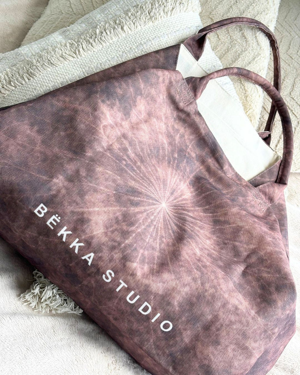 Atlas Tote