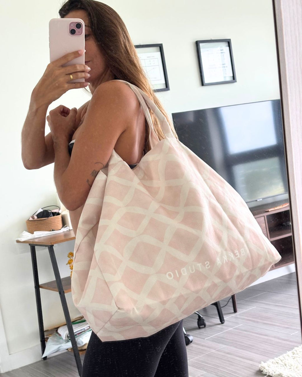 Milos Tote