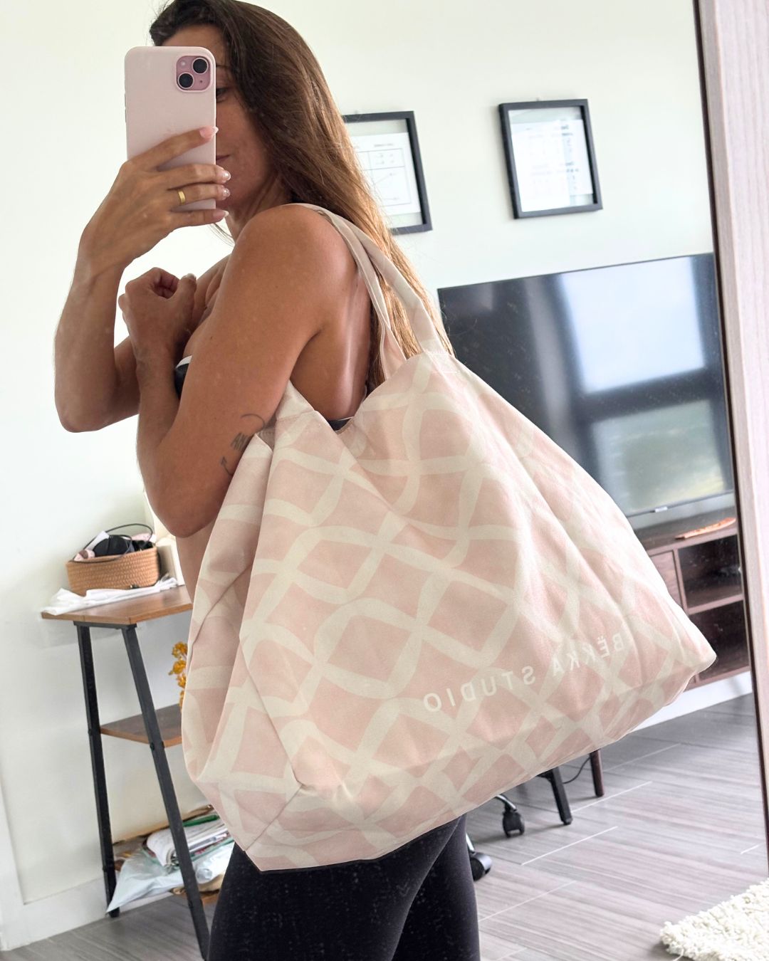 Milos Tote