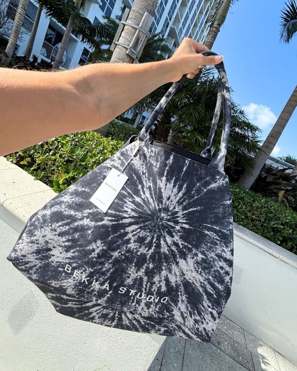 Capri Tote