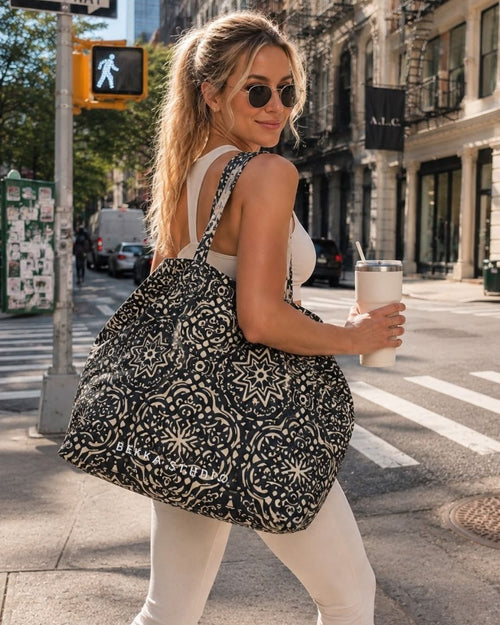 Aura Tote