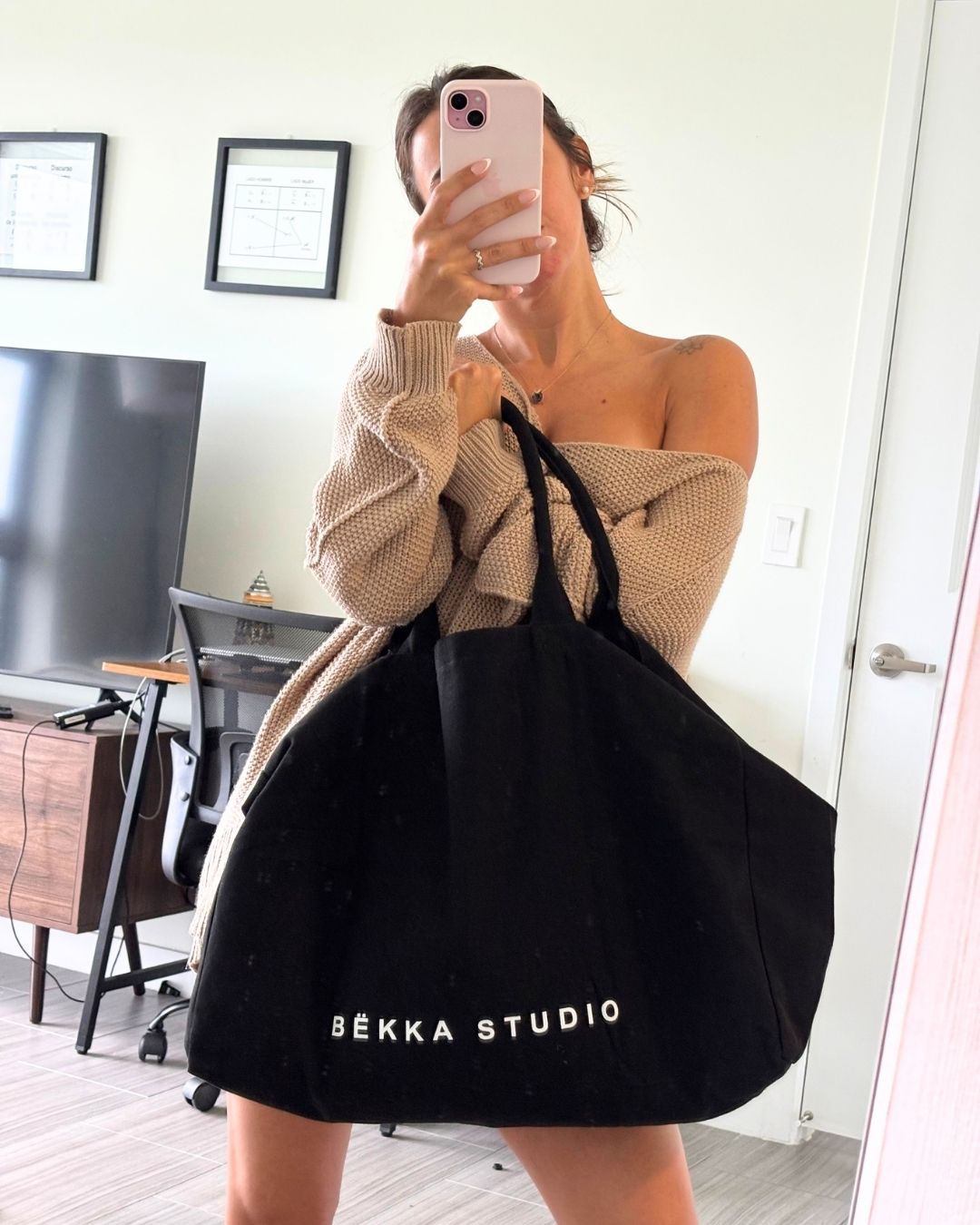 Noir Tote