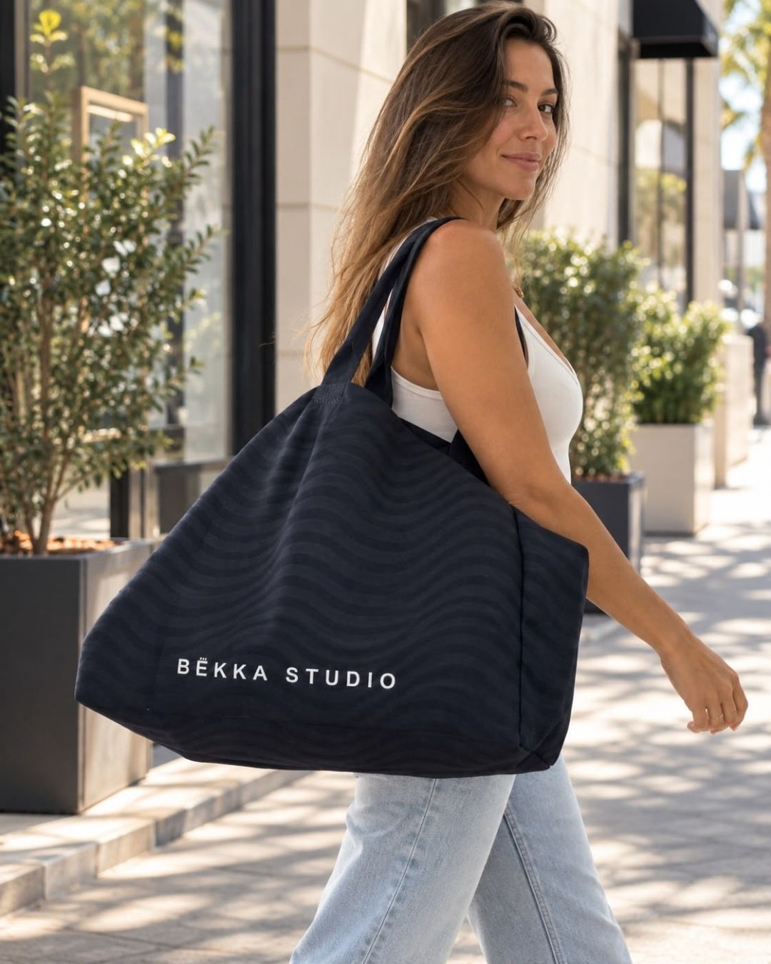 Wave Tote