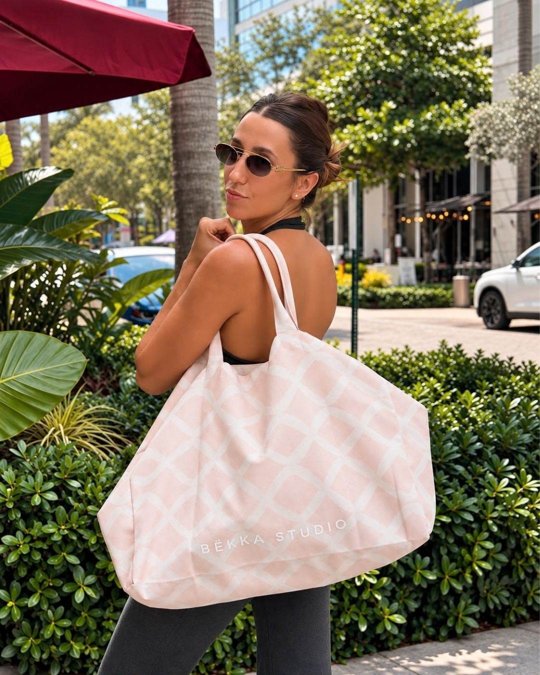 Milos Tote
