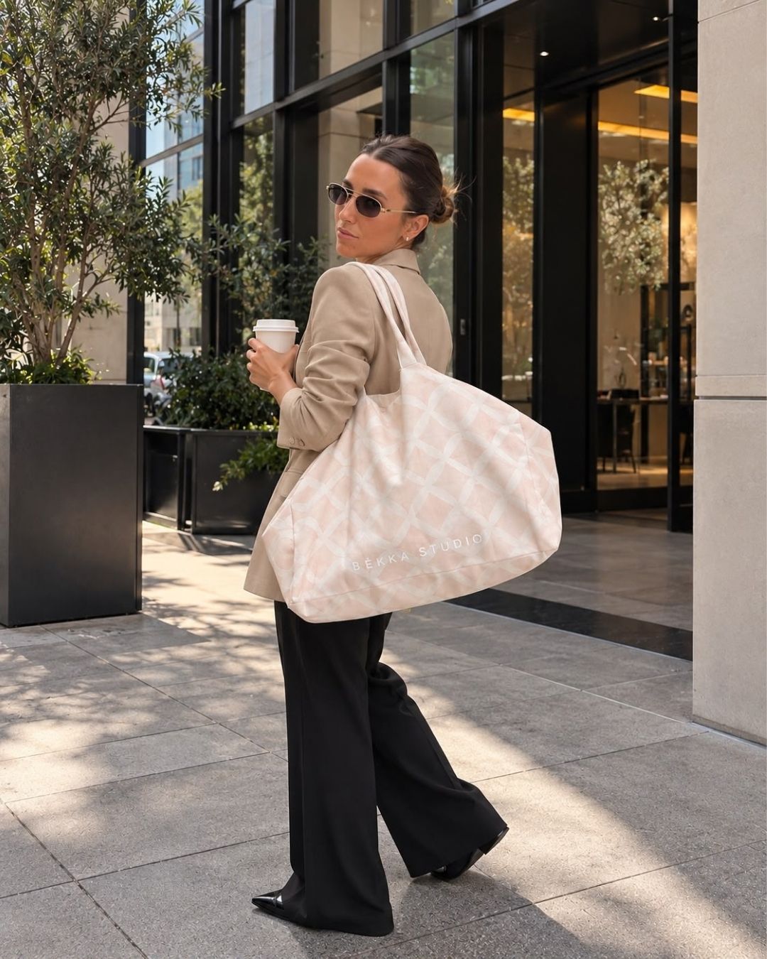 Milos Tote