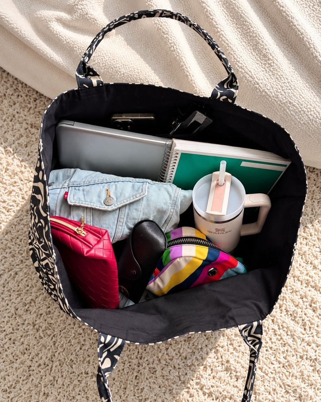 Aura Tote