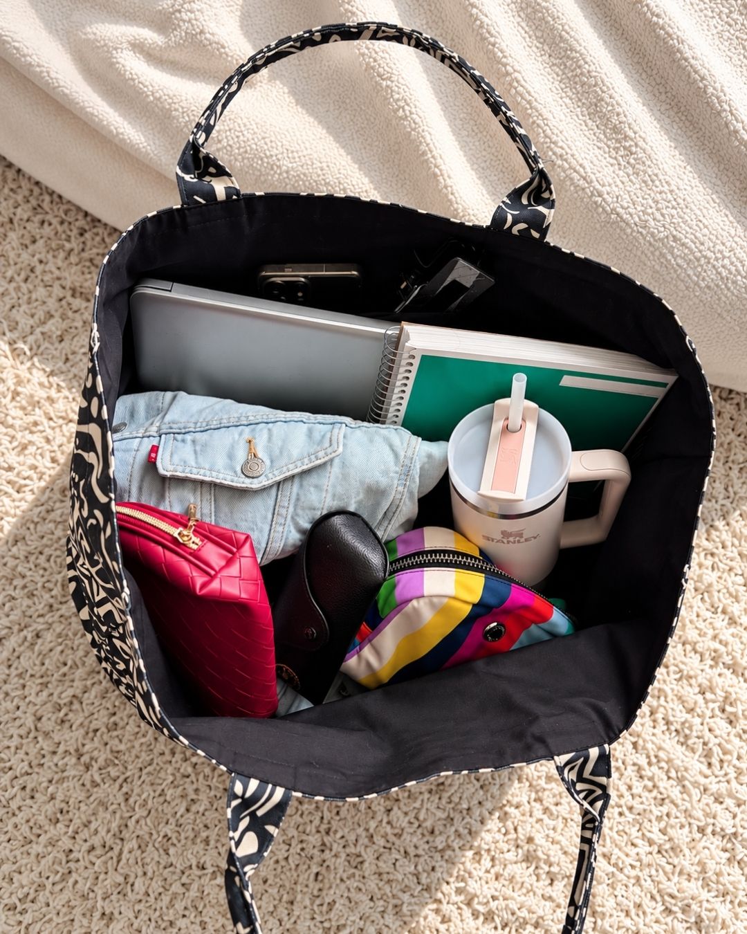 Aura Tote