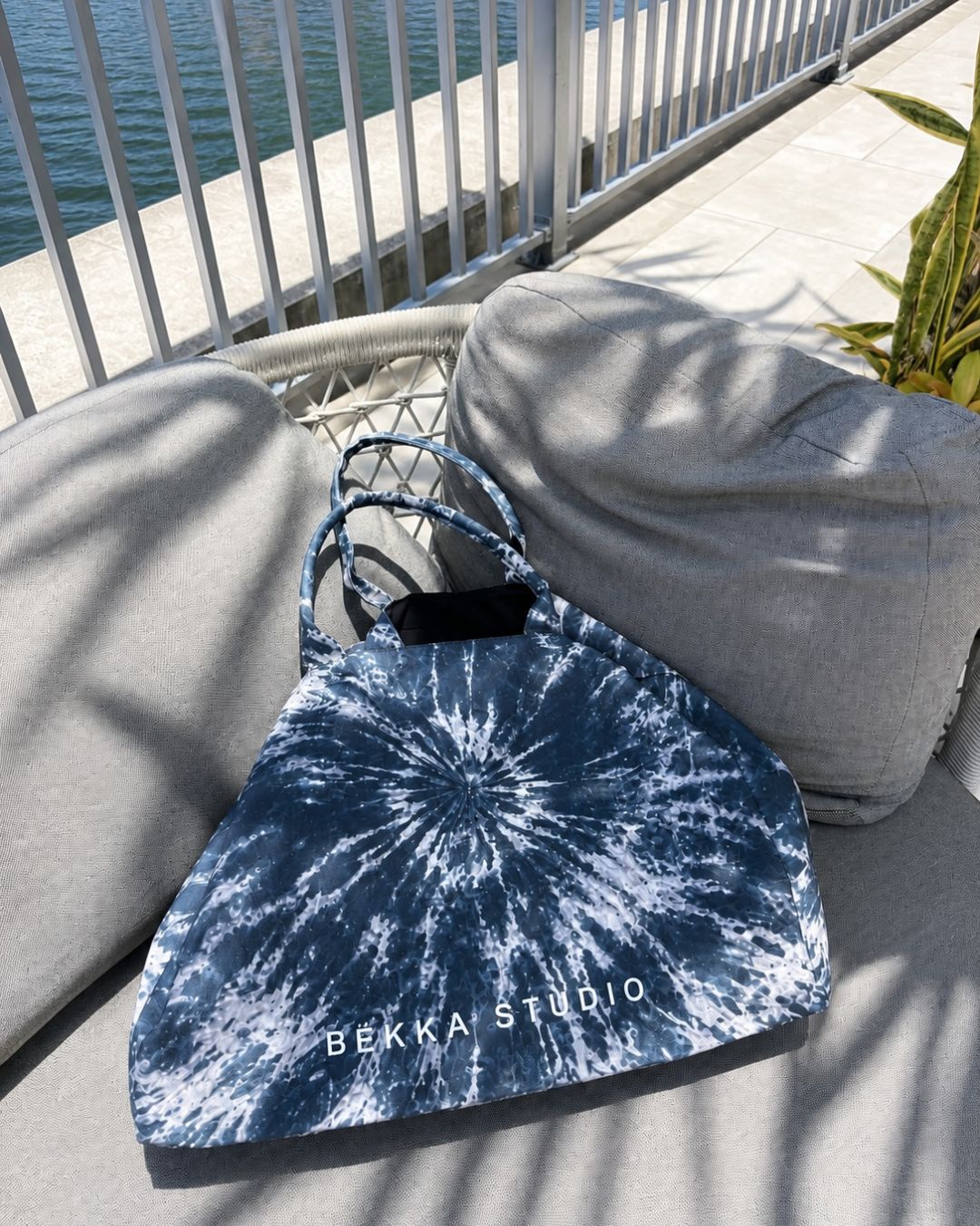 Capri Tote